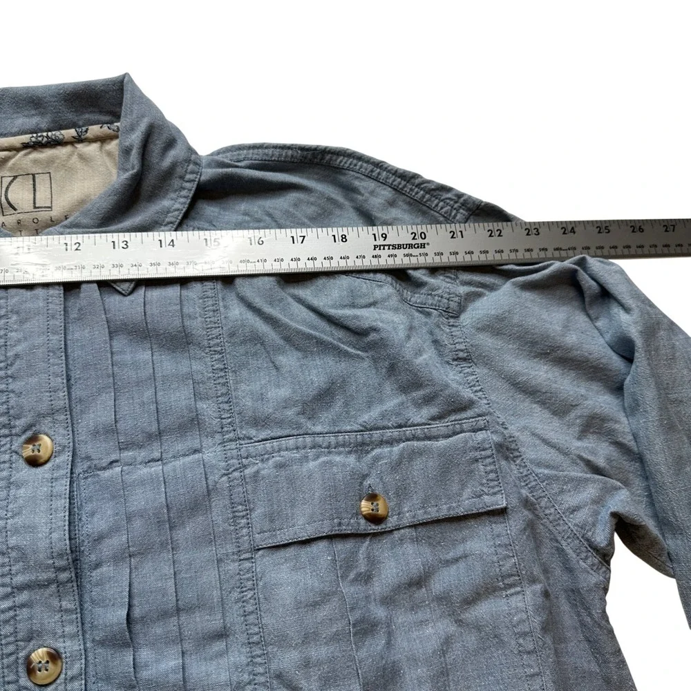 Carole Little Denim Jacket Sport Shirt Style Button Up Pockets Blue‎ Size 6